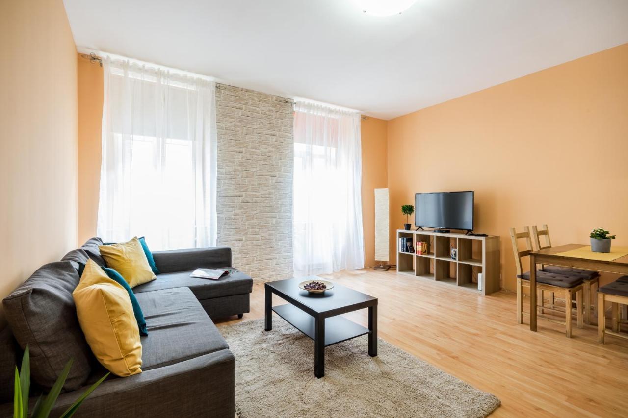 Central Premier Apartment Budapest Eksteriør billede