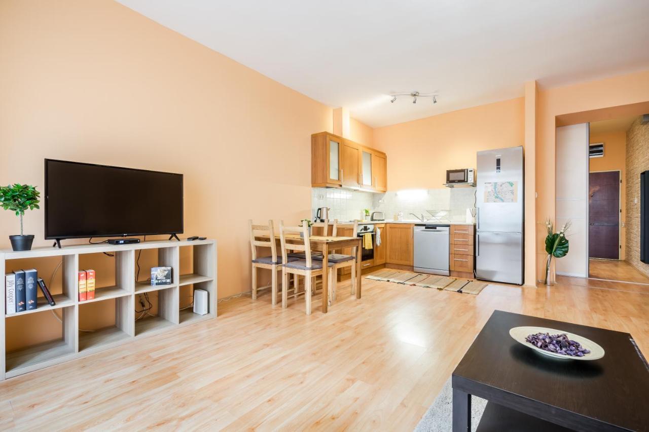 Central Premier Apartment Budapest Eksteriør billede